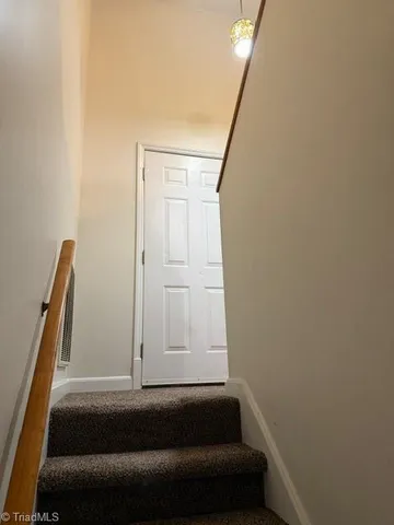 $199,000 | 220 Knollwood Drive, Eden, NC 27288