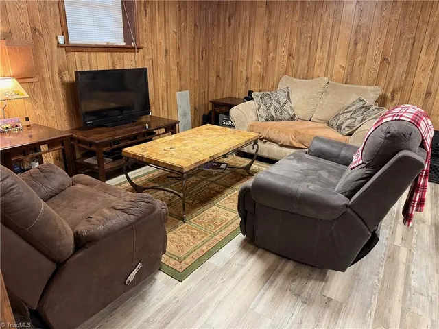 $199,000 | 220 Knollwood Drive, Eden, NC 27288