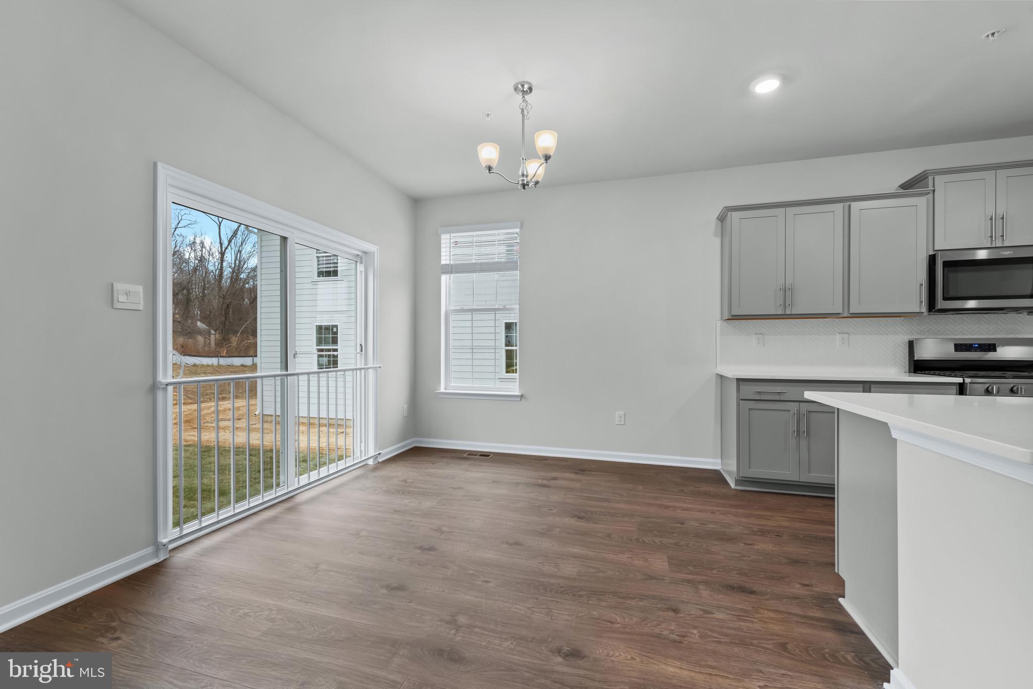 1203 Otter Point Middle River, MD 21220 - Photo 5 of 31