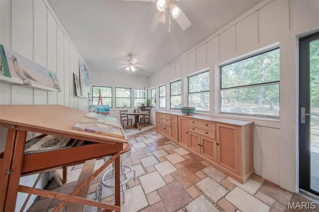 $379,900 | 18211 Deer Run Lane, St. James, MO 65559