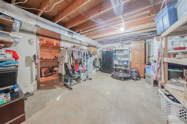 $379,900 | 18211 Deer Run Lane, St. James, MO 65559