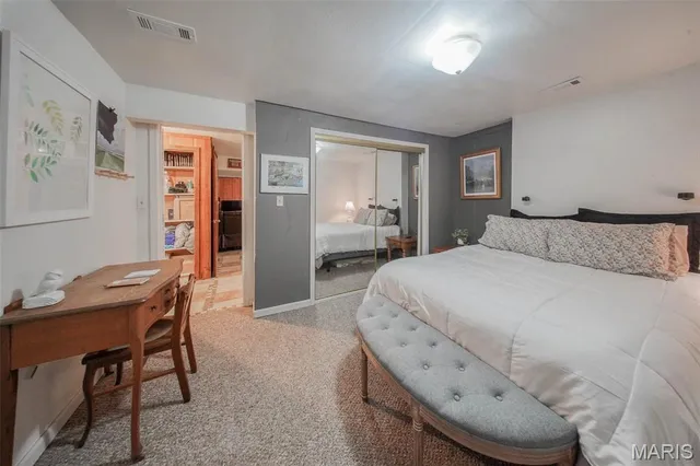 $379,900 | 18211 Deer Run Lane, St. James, MO 65559