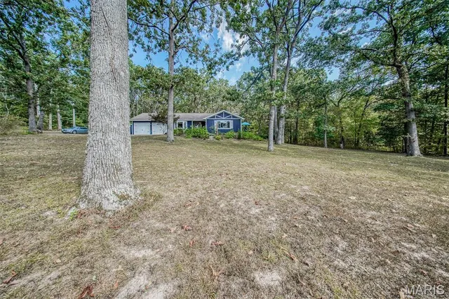 $379,900 | 18211 Deer Run Lane, St. James, MO 65559