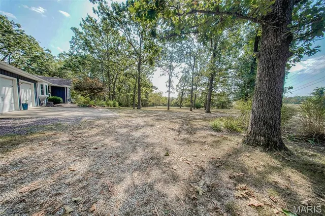 $379,900 | 18211 Deer Run Lane, St. James, MO 65559