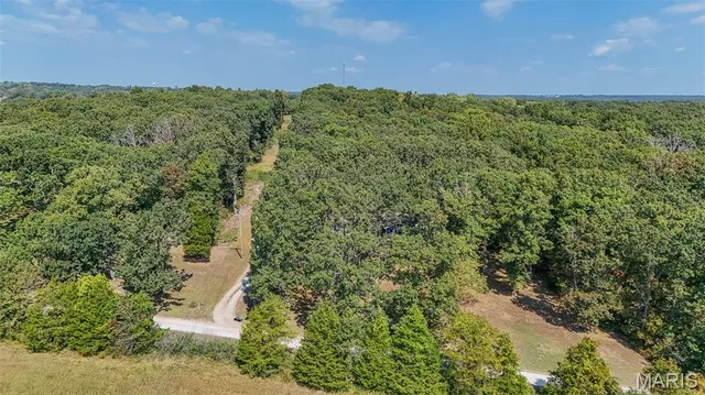 $379,900 | 18211 Deer Run Lane, St. James, MO 65559