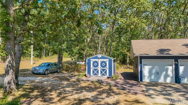 $379,900 | 18211 Deer Run Lane, St. James, MO 65559