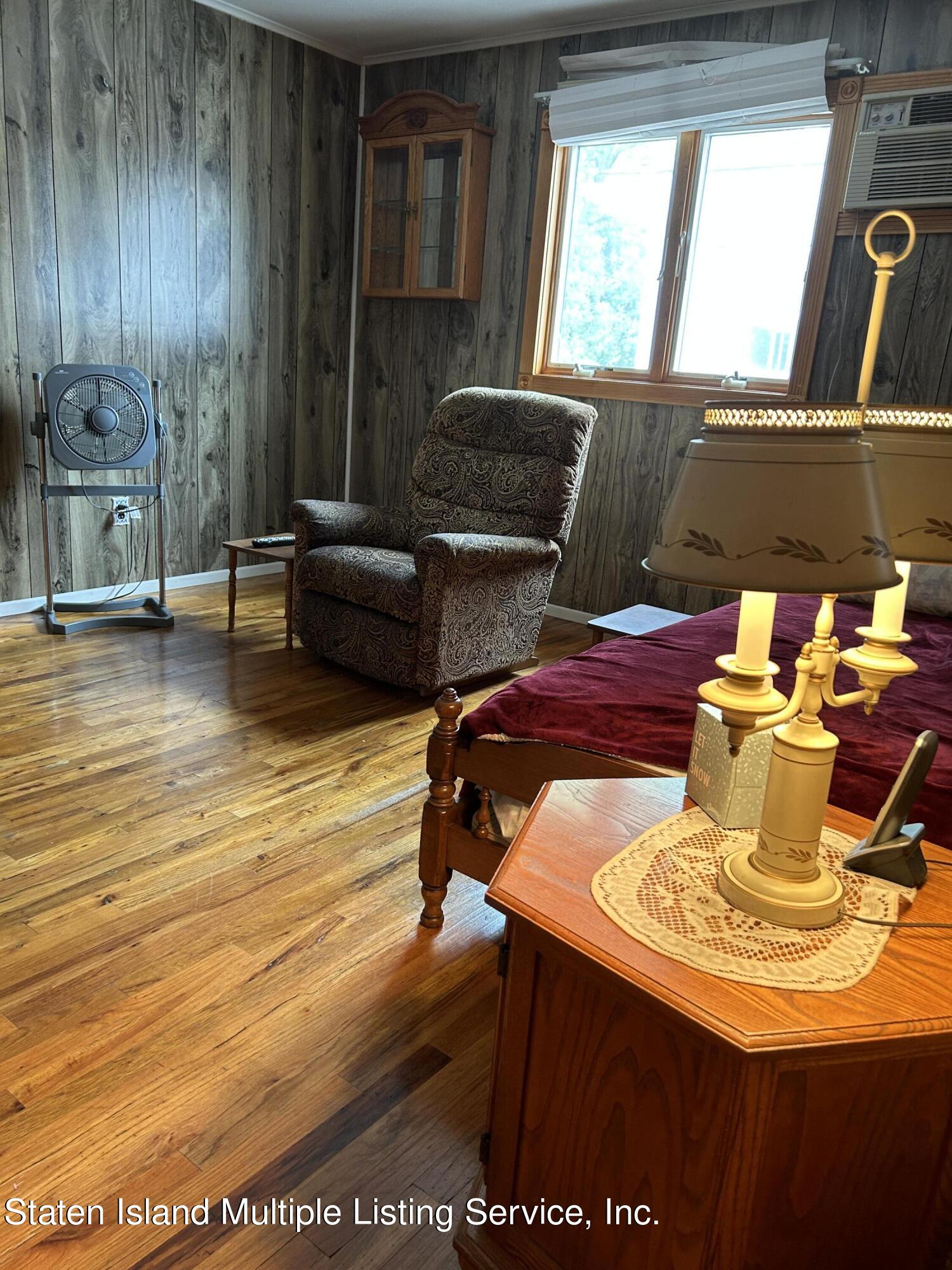 77 Birch Road Staten Island, NY 10303 - Photo 9 of 21 Living Room