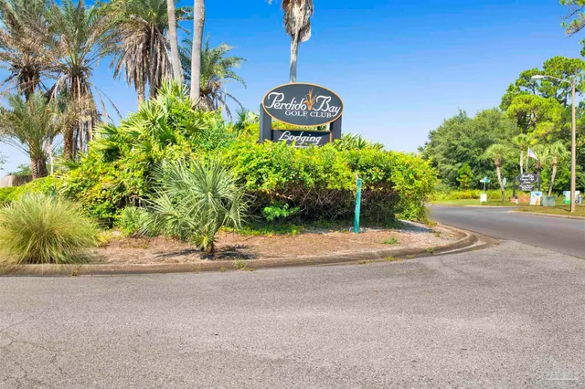 a view of a house with a street view