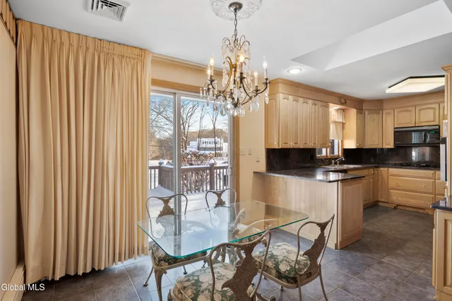 $410,000 | 50 Moreland Avenue, Albany, NY 12203