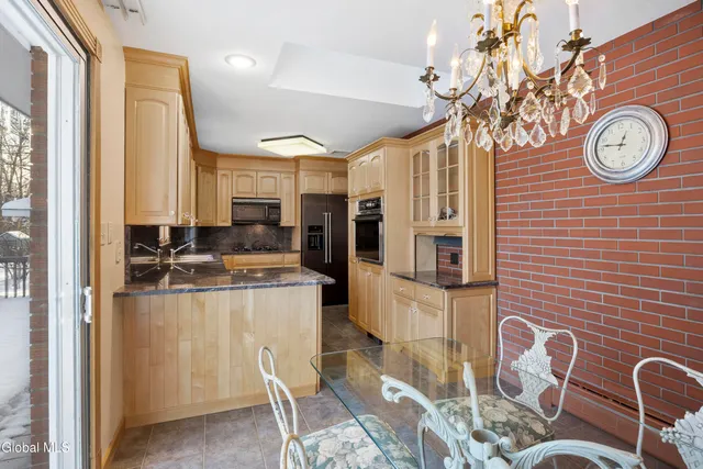 $450,000 | 50 Moreland Avenue, Albany, NY 12203