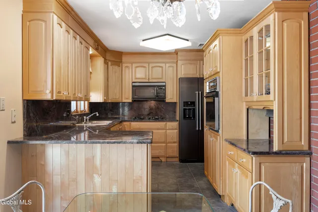 $450,000 | 50 Moreland Avenue, Albany, NY 12203