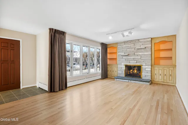 $450,000 | 50 Moreland Avenue, Albany, NY 12203