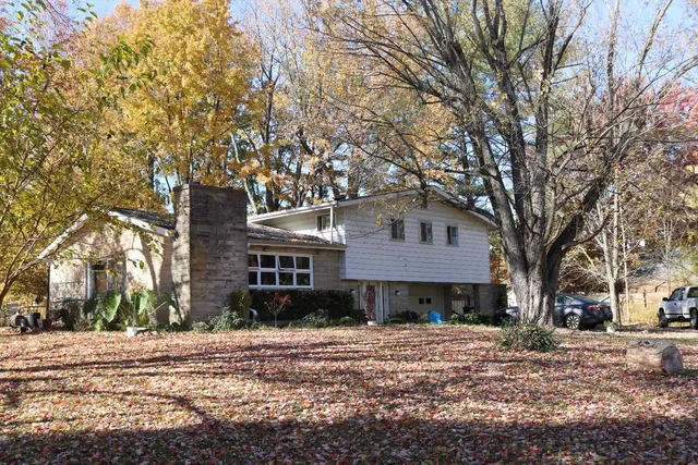 $309,900 | 712 North Main Street, Milan, IN 47031