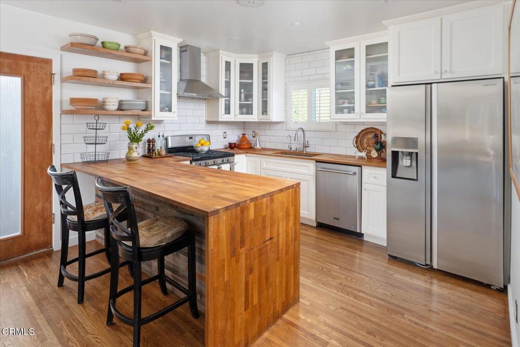 2627 Range Road Los Angeles, CA 90065 - Photo 11 of 50 19-Kitchen