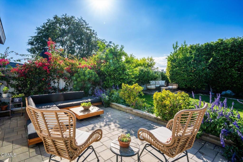 2627 Range Road Los Angeles, CA 90065 - Photo 30 of 50 29-Patio