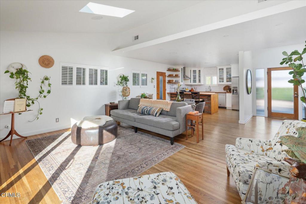 2627 Range Road Los Angeles, CA 90065 - Photo 5 of 50 13-Living Room