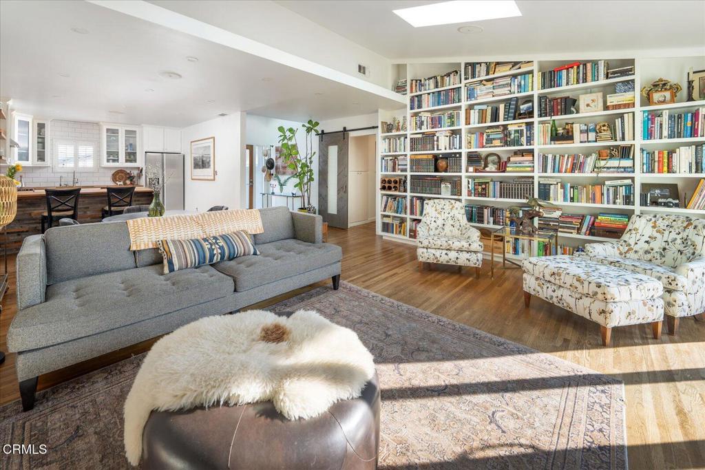 2627 Range Road Los Angeles, CA 90065 - Photo 6 of 50 14-Living Room