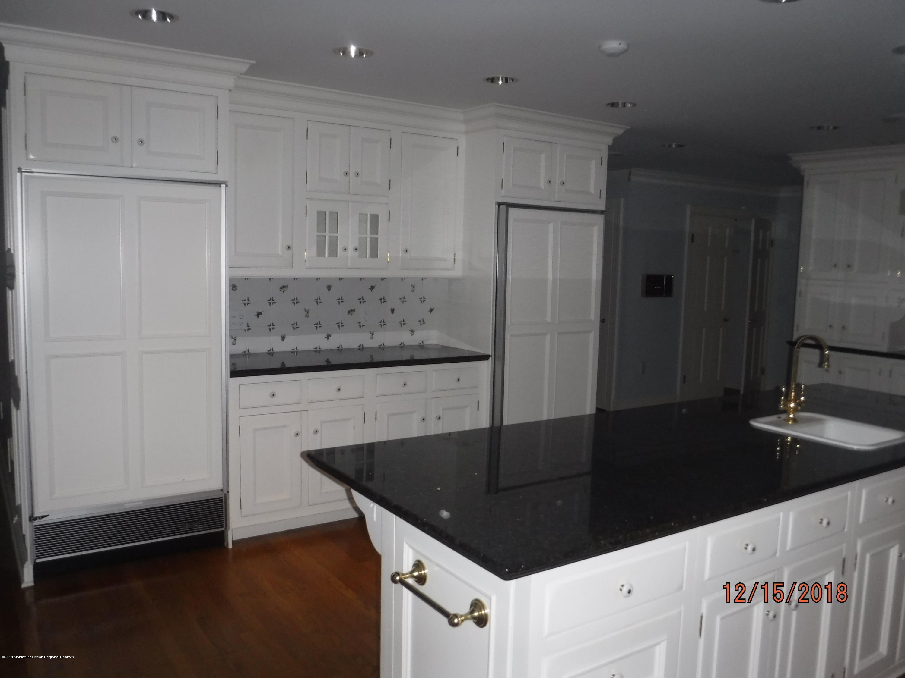 23 Paddock Lane Colts Neck, NJ 07722 - Photo 17 of 64 Kitchen view 4