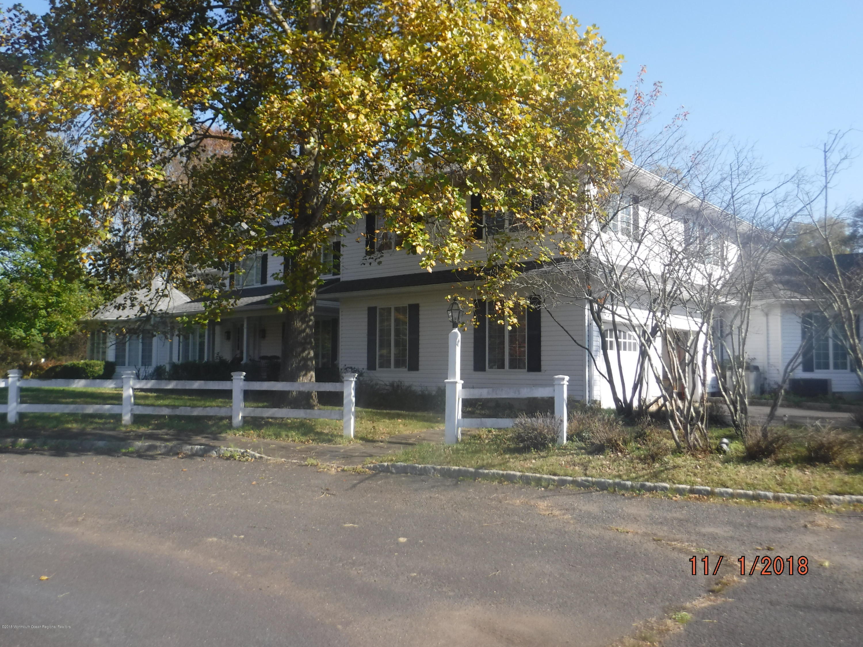 23 Paddock Lane Colts Neck, NJ 07722 - Photo 2 of 64 Front view 2