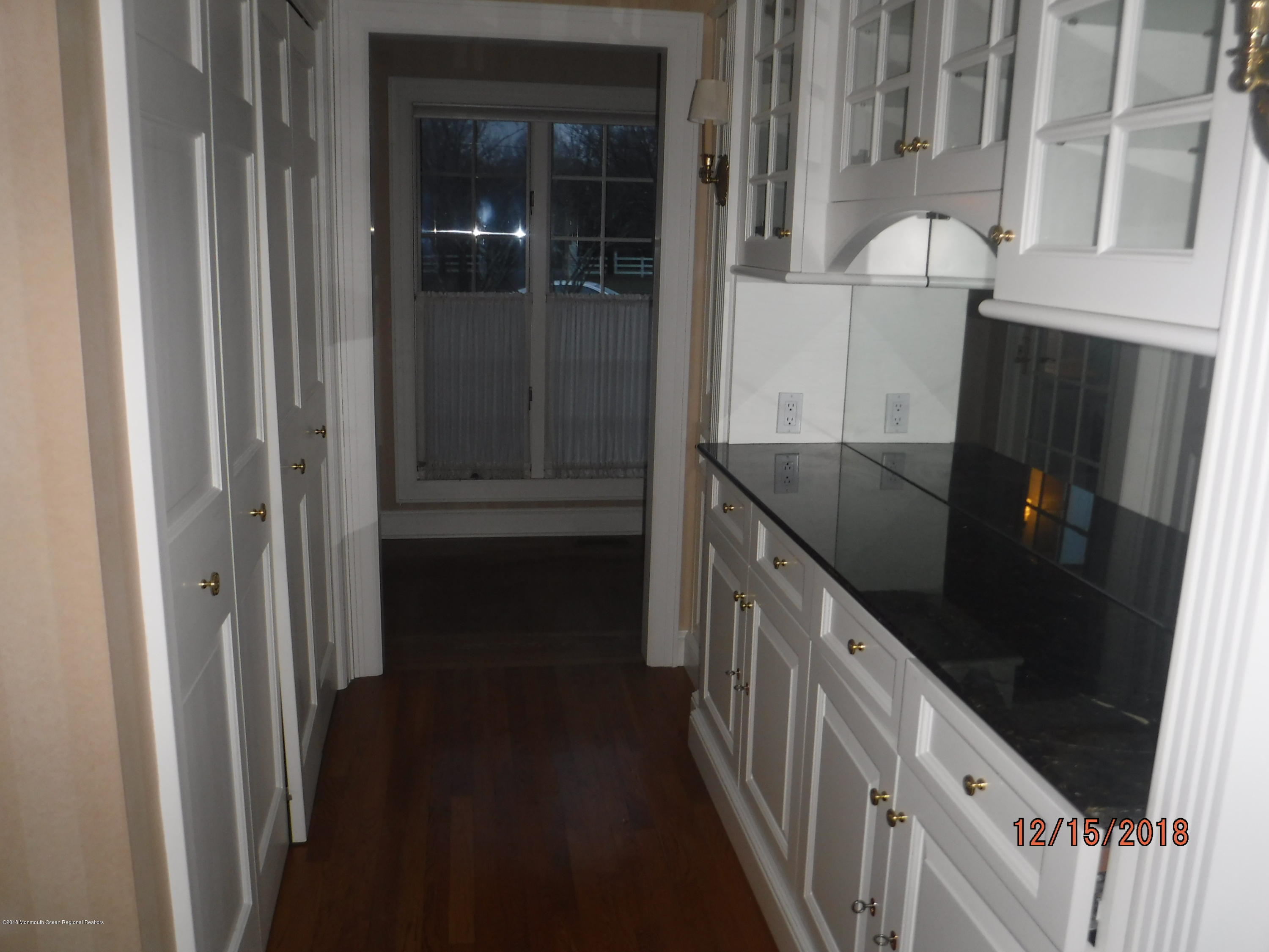 23 Paddock Lane Colts Neck, NJ 07722 - Photo 25 of 64 Butler's Pantry view 2