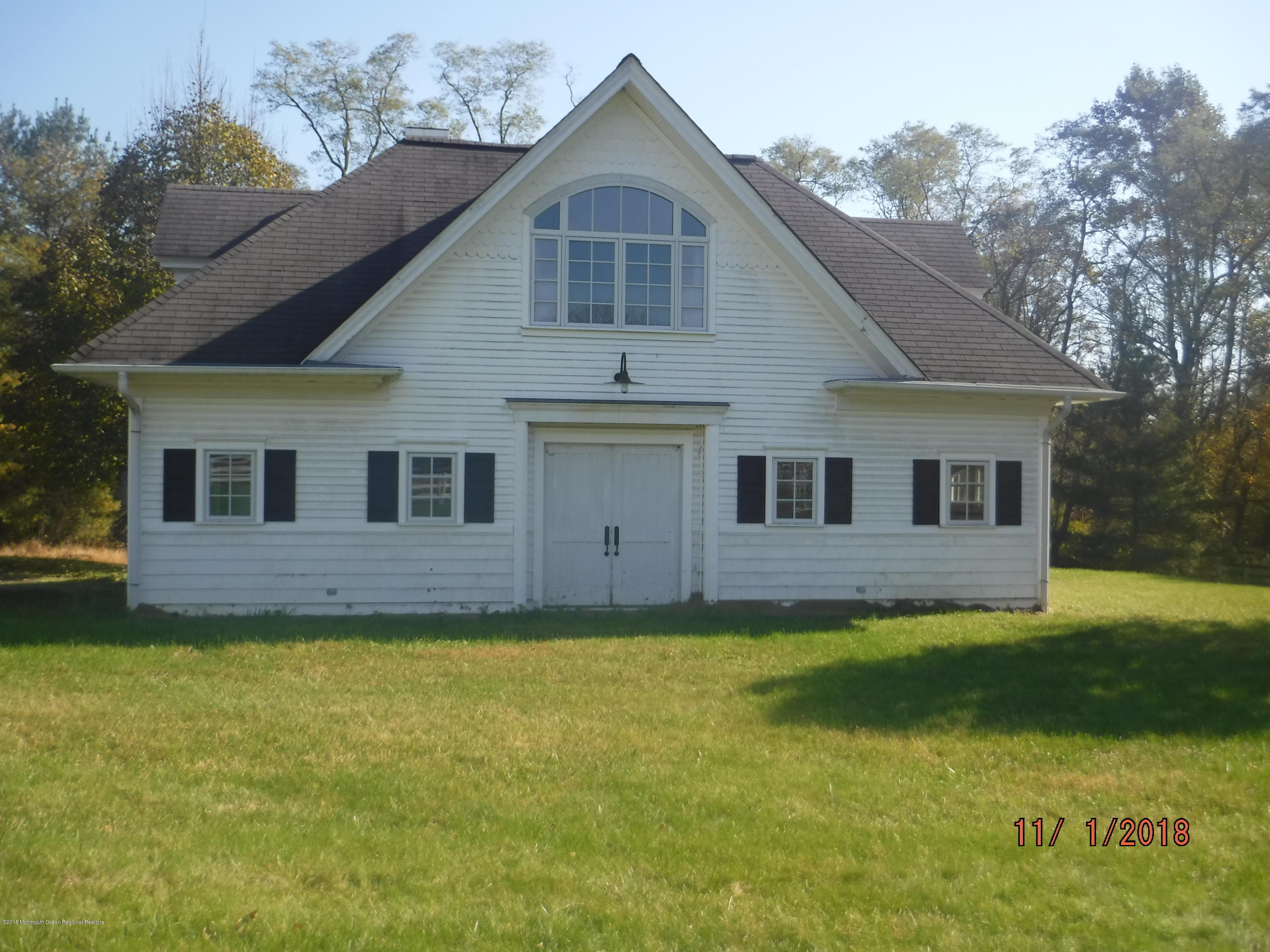 23 Paddock Lane Colts Neck, NJ 07722 - Photo 4 of 64 Carriage house