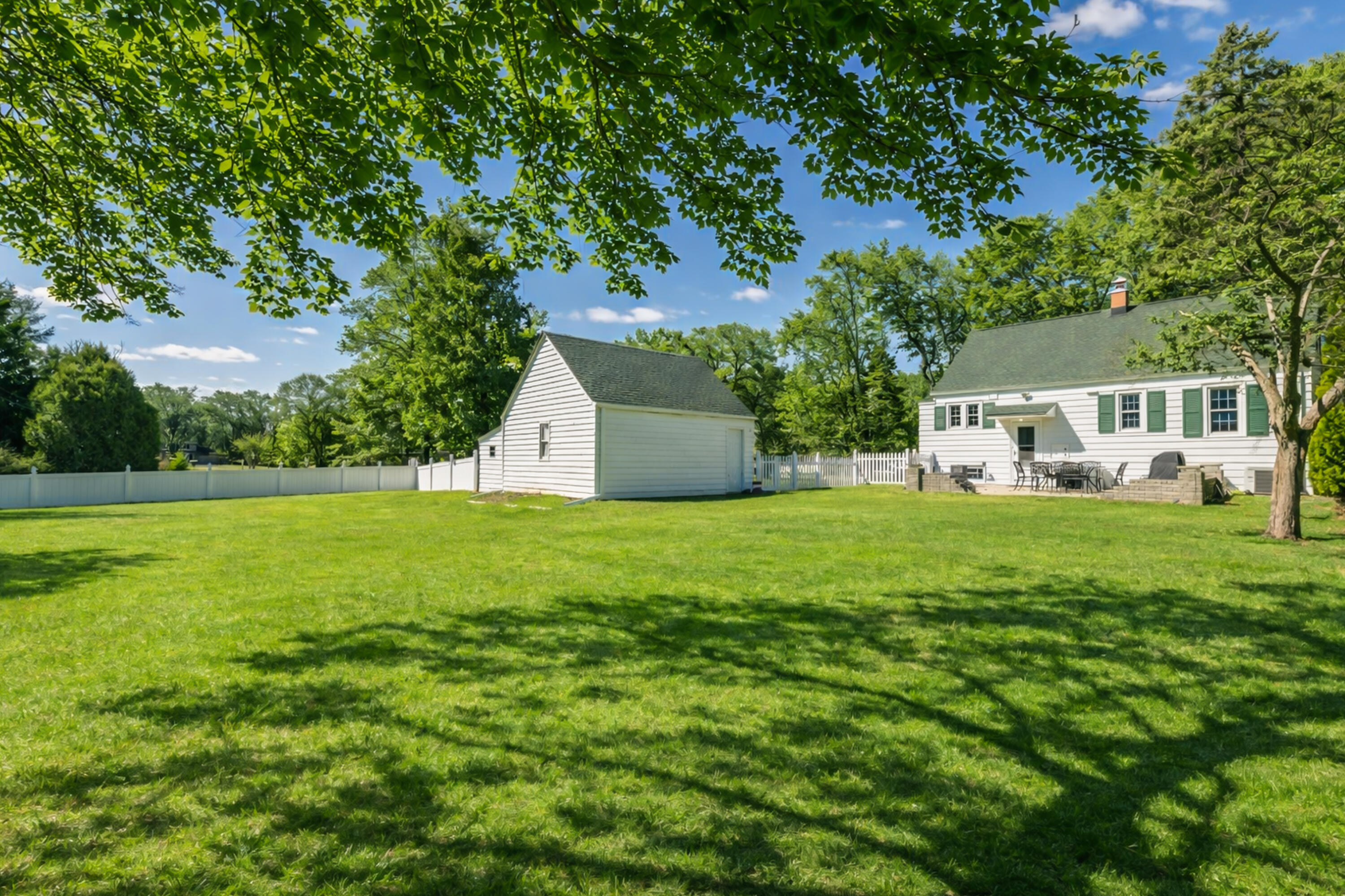 8550 North Regent Road Fox Point, WI 53217 - Photo 21 of 24 Backyard