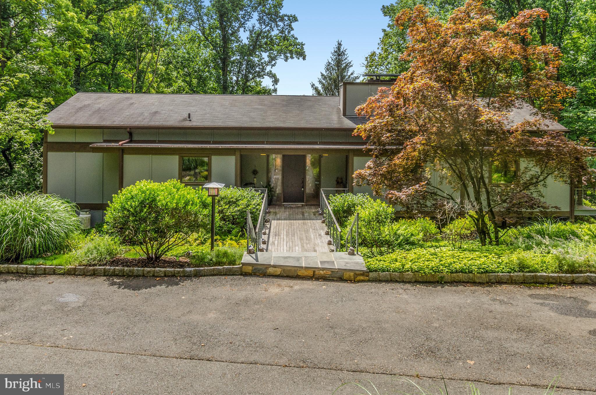 37 Stouts Road Skillman, NJ 08558 - Photo 3 of 38