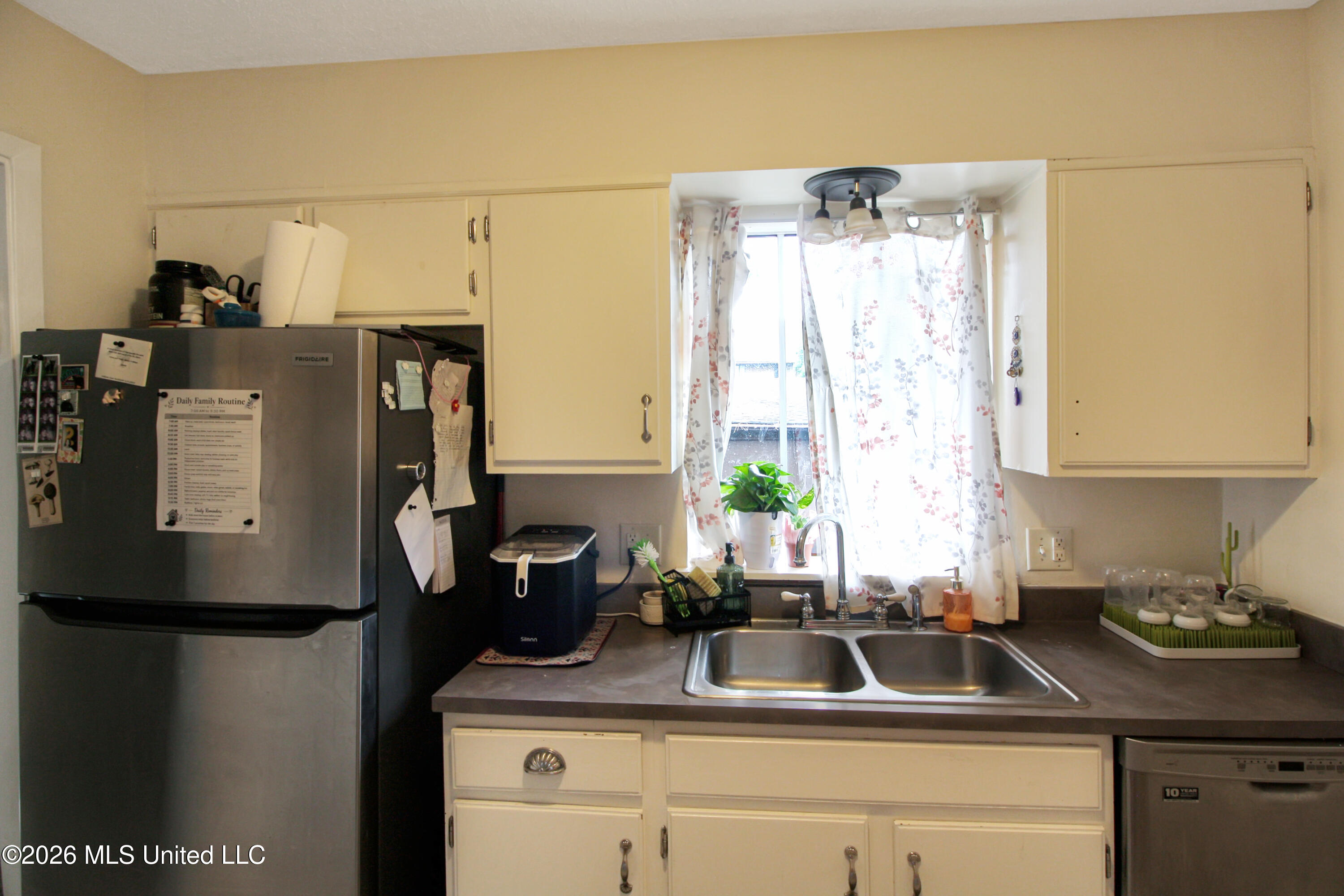 1255 East County Line Road, Unit L8 Jackson, MS 39211 - Photo 17 of 34 IMG_1231