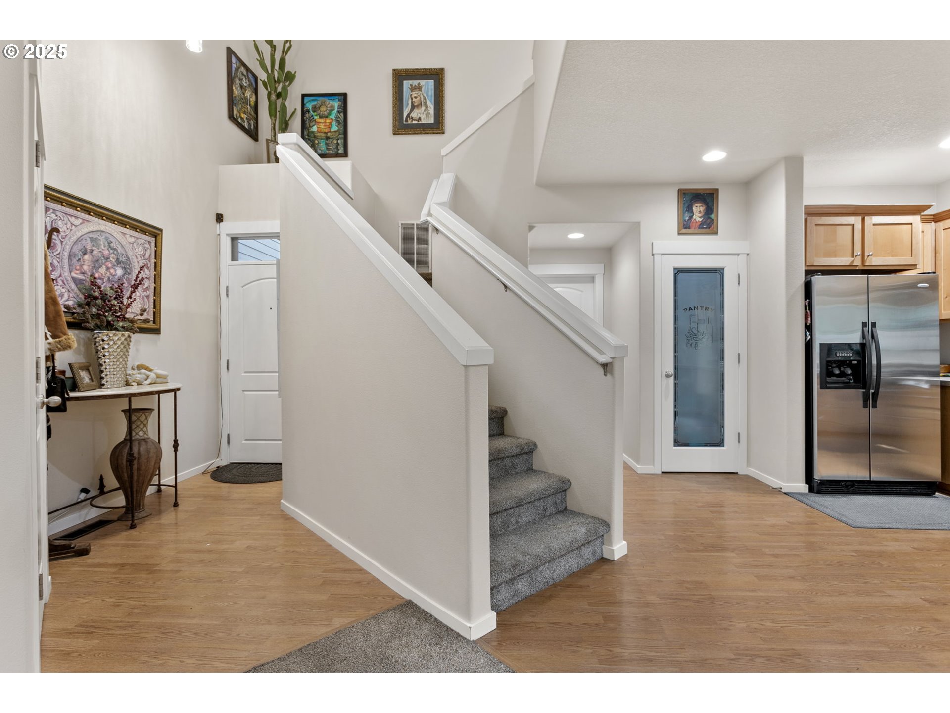 4290 Southwest Highgate Terrace Beaverton, OR 97078 - Photo 3 of 32