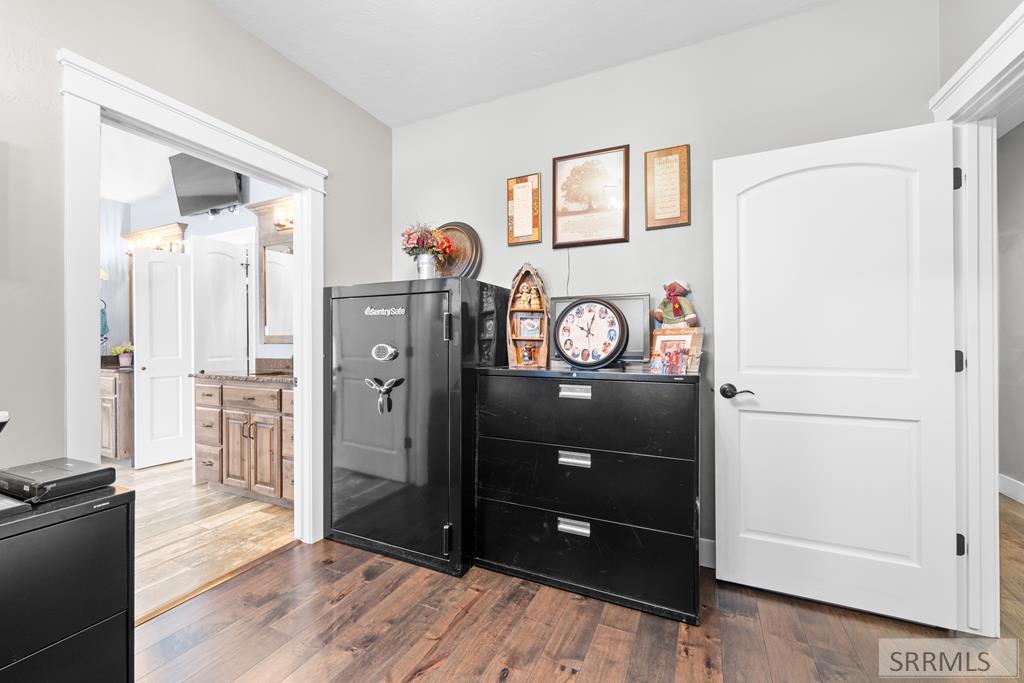 52 South Msn Road Pocatello, ID 83202 - Photo 21 of 54