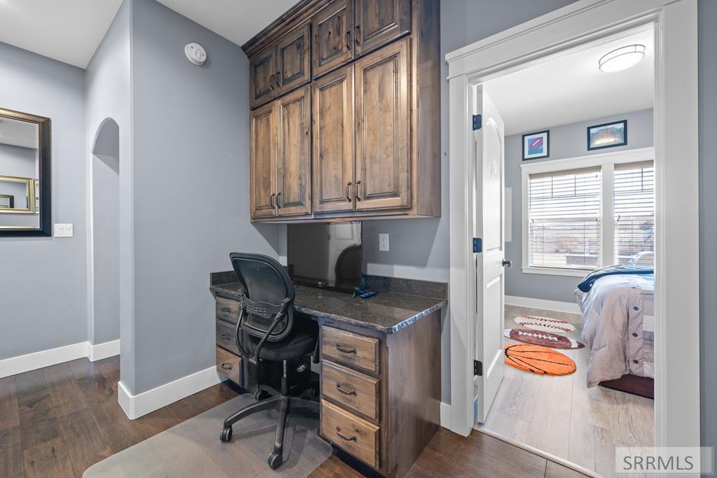 52 South Msn Road Pocatello, ID 83202 - Photo 30 of 54