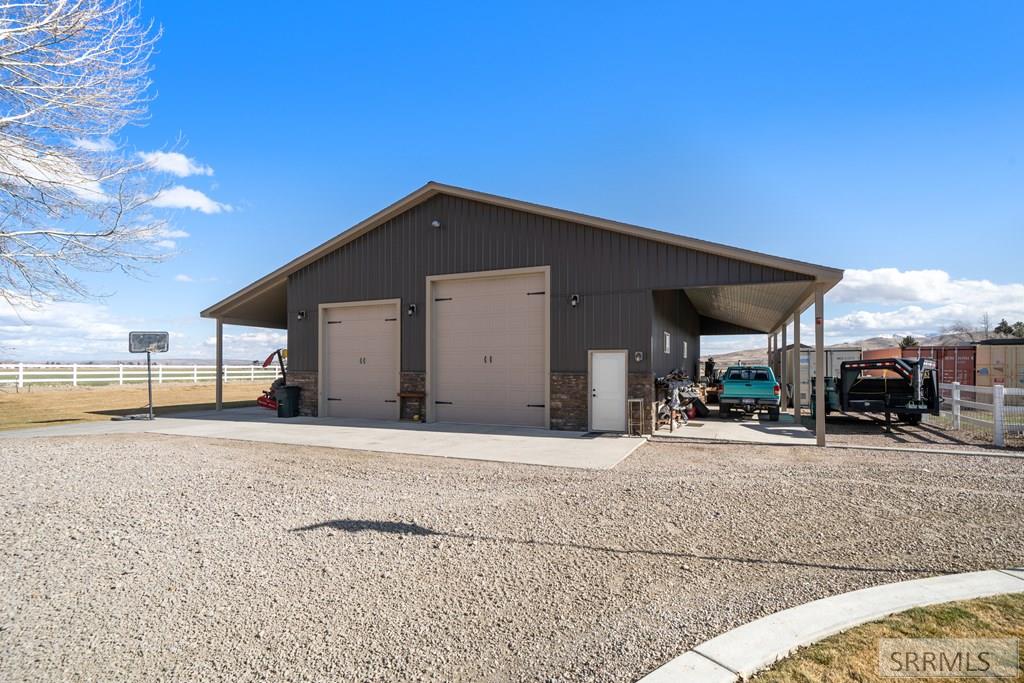 52 South Msn Road Pocatello, ID 83202 - Photo 4 of 54