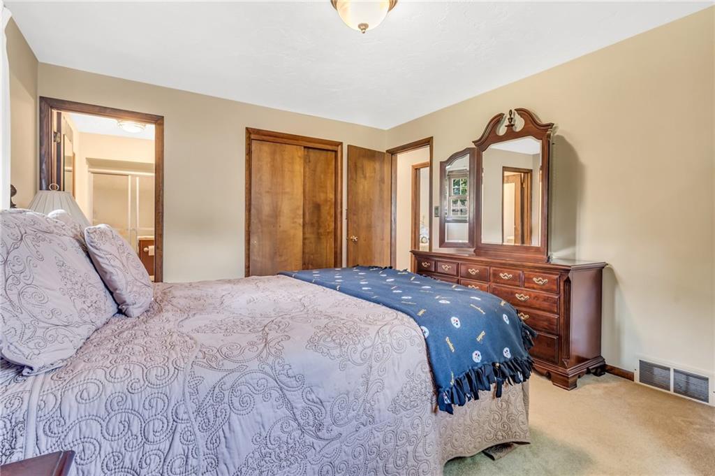 2507 Clayton Road Beaver Falls, PA 15010 - Photo 17 of 29 Gallery Image 17