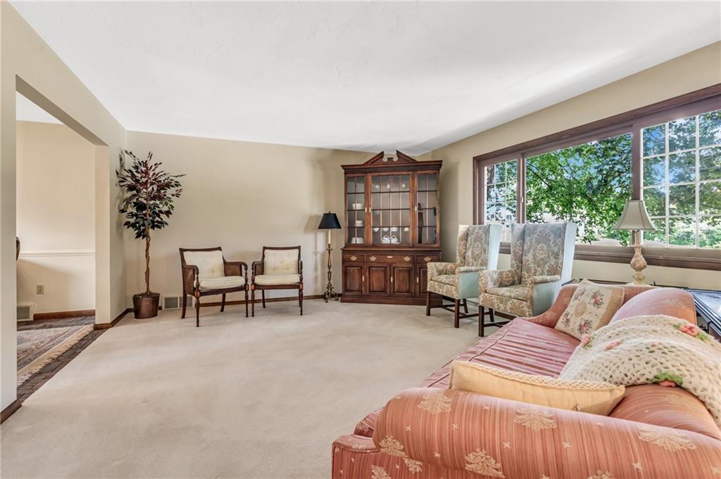 2507 Clayton Road Beaver Falls, PA 15010 - Photo 10 of 29 Gallery Image 10