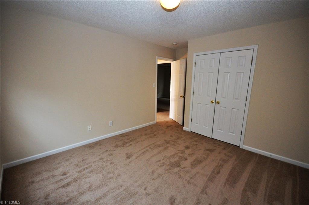 791 Pecan Ridge Circle Kernersville, NC 27284 - Photo 15 of 28 Bedroom 1 Closet