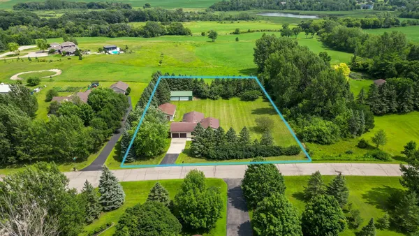 $385,000 | 2046 Northwood Lane, Fergus Falls, MN 56537