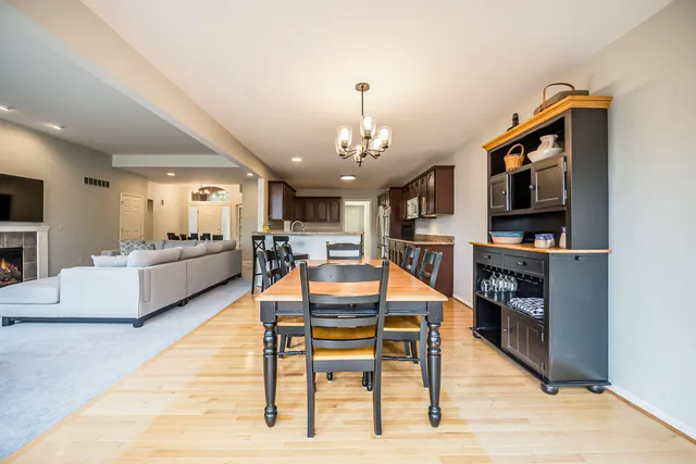 $499,900 | 49433 North Glacier, Northville, MI 48168