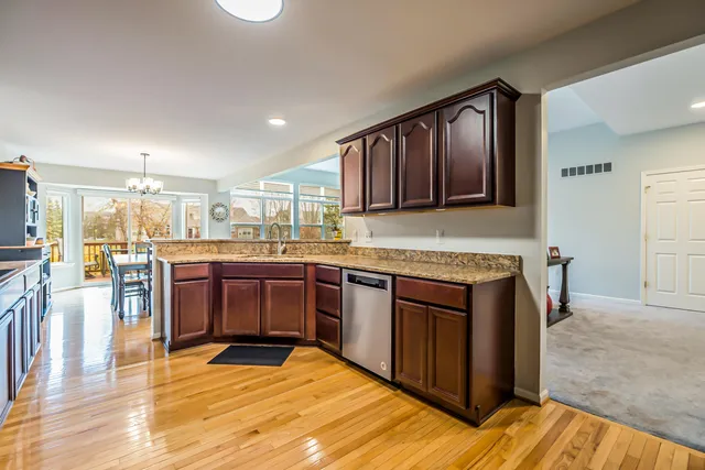 $499,900 | 49433 North Glacier, Northville, MI 48168