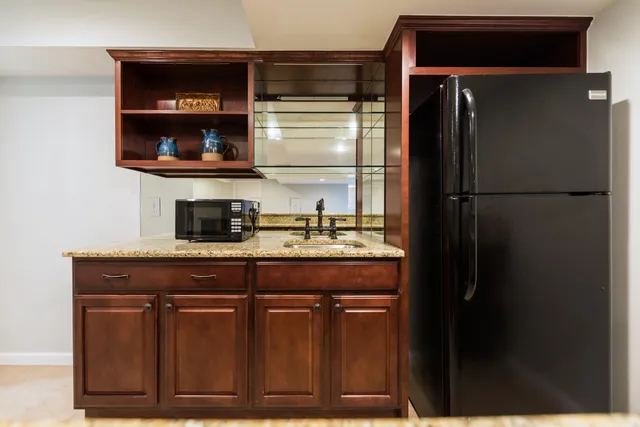 $499,900 | 49433 North Glacier, Northville, MI 48168