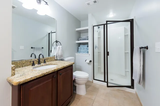 $499,900 | 49433 North Glacier, Northville, MI 48168