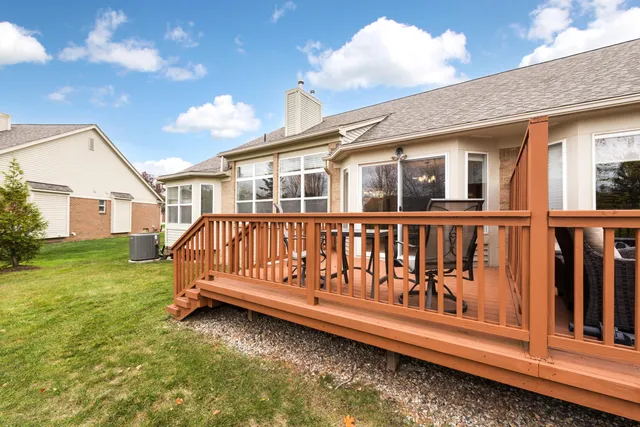 $499,900 | 49433 North Glacier, Northville, MI 48168