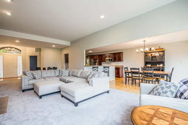 $499,900 | 49433 North Glacier, Northville, MI 48168