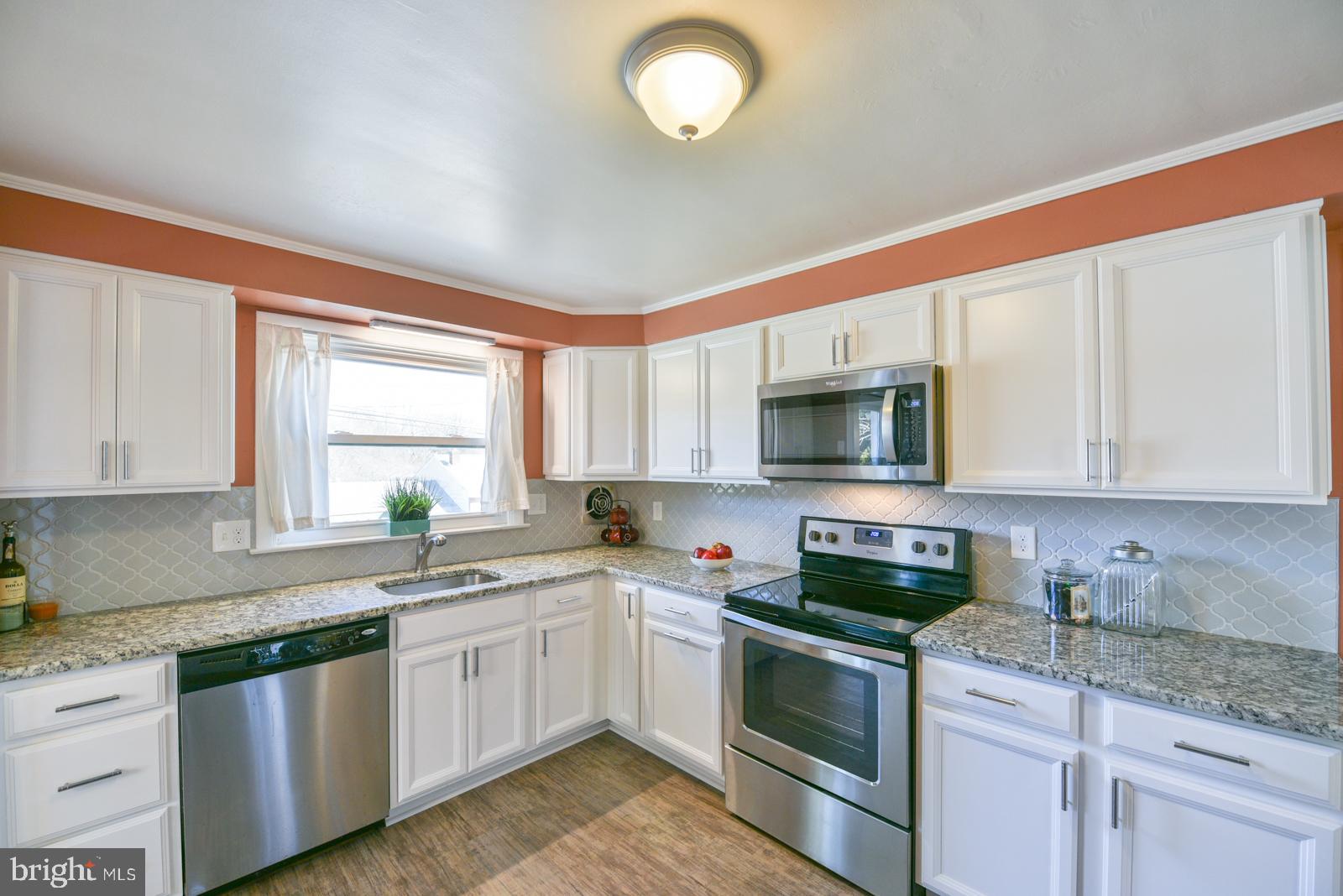 319 Gleaves Road Springfield, PA 19064 - Photo 8 of 22