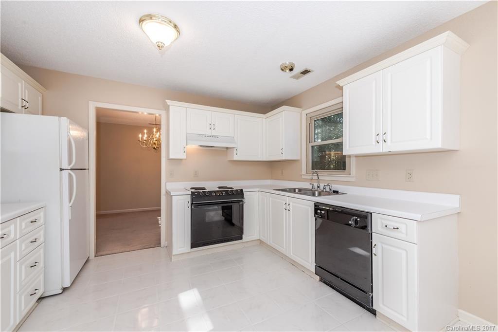 235 Point Wylie Lane Fort Mill, SC 29708 - Photo 6 of 21 Gallery Image 6