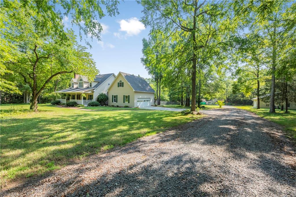 842 Farmington Road Mocksville, NC 27028 - Photo 4 of 50 Gallery Image 4