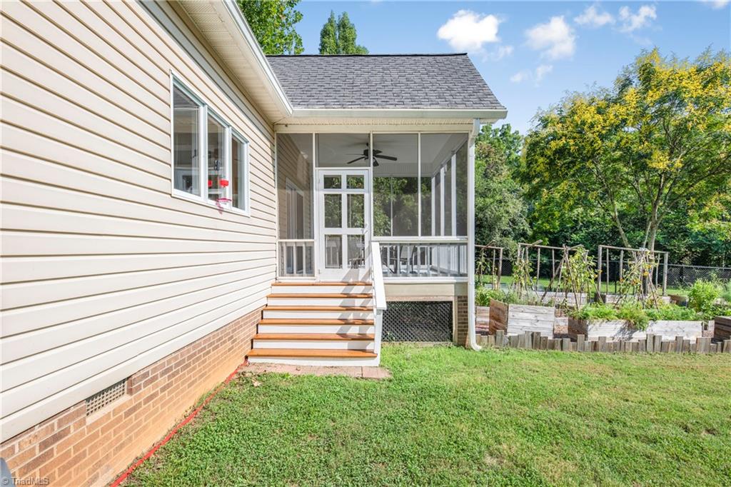 842 Farmington Road Mocksville, NC 27028 - Photo 38 of 50 Gallery Image 38