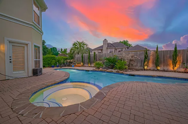 a view of outdoor space yard deck and patio