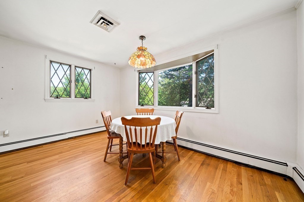 32 Doris Road Braintree, MA 02184 - Photo 11 of 31 Gallery Image 11