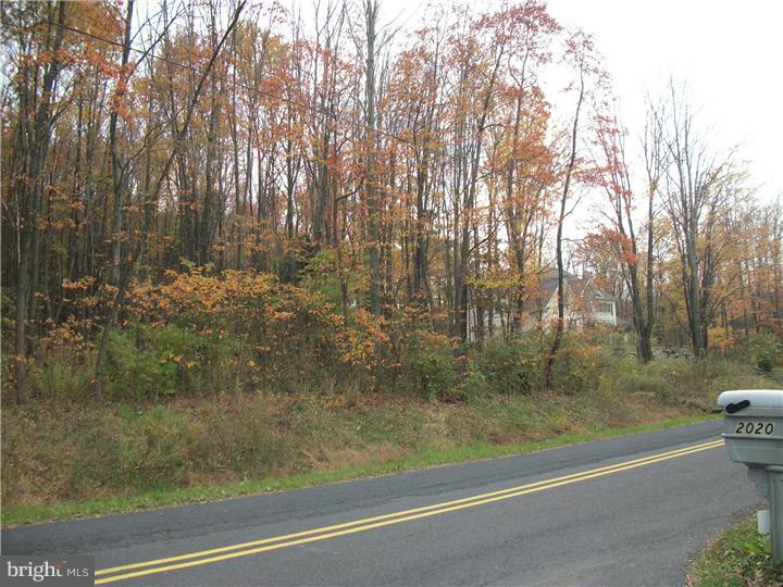 181-001 Three Mile Run Road Perkasie, PA 18944 - Photo 2 of 5