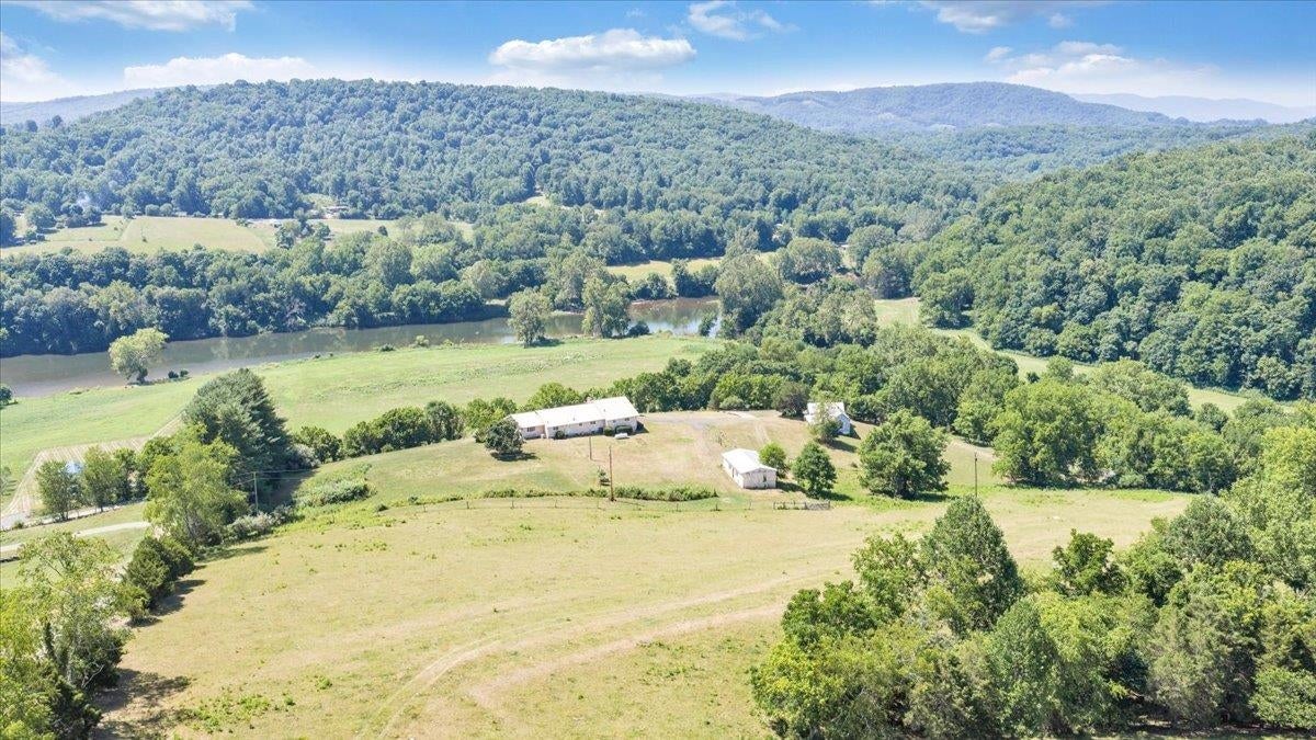 2162 Reed Creek Drive Draper, VA 24324 - Photo 47 of 67 Gallery Image 47